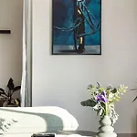 فيلة Lamzi's